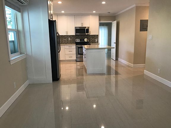 Living/Kitchen