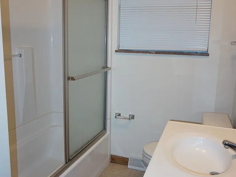 729 Spring St #10 — Photo 8