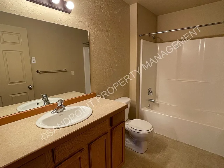 327 Olive Ave #G — Photo 17