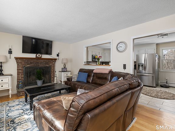 4th image of 63 Gorman Road