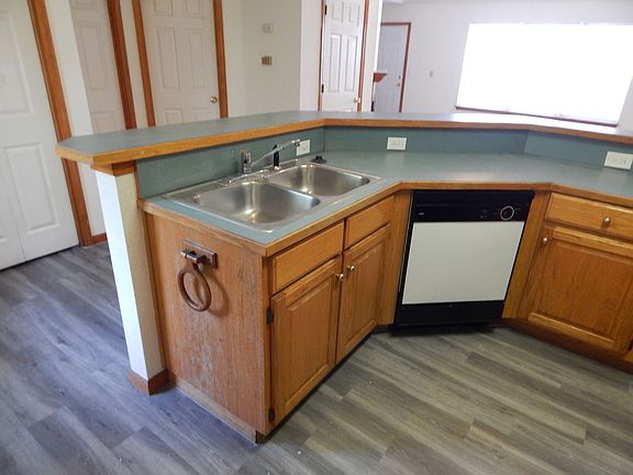 5th image of 1405 Godas Dr