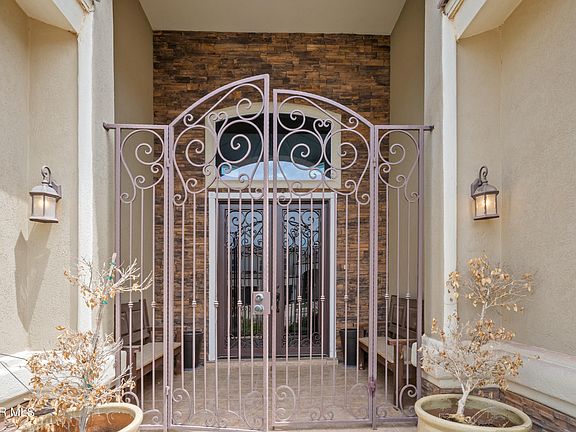 5th image of 13427 Cypress Point Ct