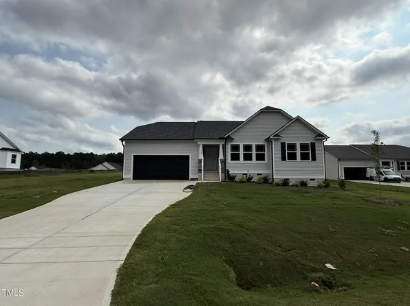 108 Tulipfield Way, Benson, NC 27504