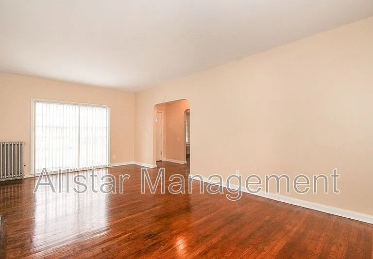 2100 Cottage Grove Dr — Photo 31