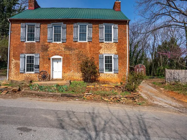 911 6th St, Lynchburg, VA 24504