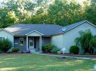 17726 Lochner Rd, Spencerville, IN 46788