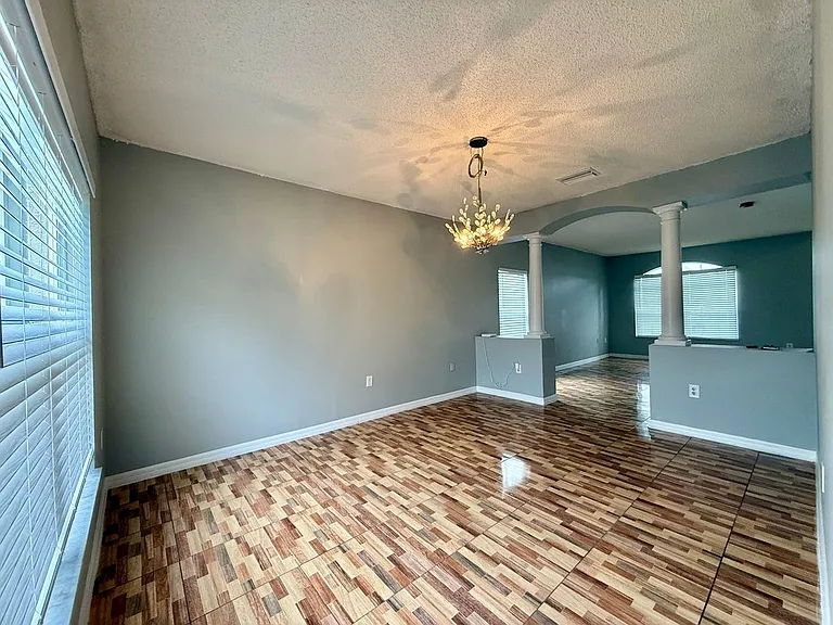 677 Elbridge Dr — Photo 30