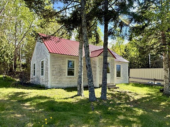 3rd image of 6 Meyer Street