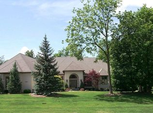 8827 William Penn Cir, Indianapolis, IN