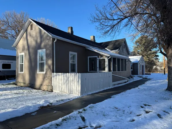 72 E 2nd Ave N, Columbus, MT 59019