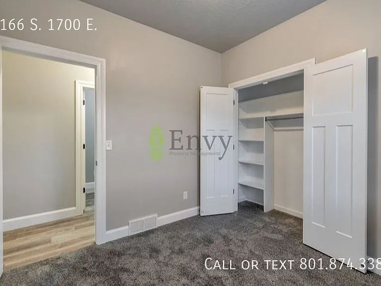 7166 S 1700 E — Photo 6