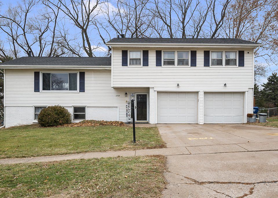 1st image of 2704 29th St