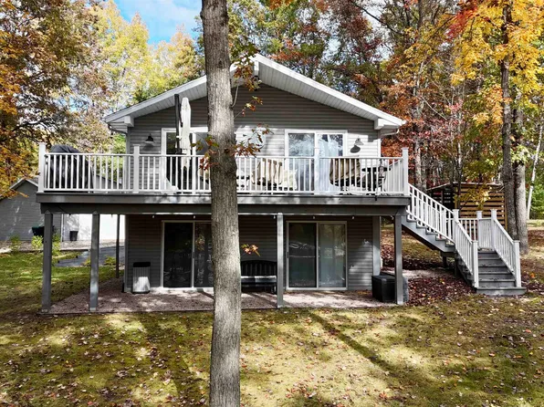 W1820 Silver Canoe Path, Keshena, WI 54135