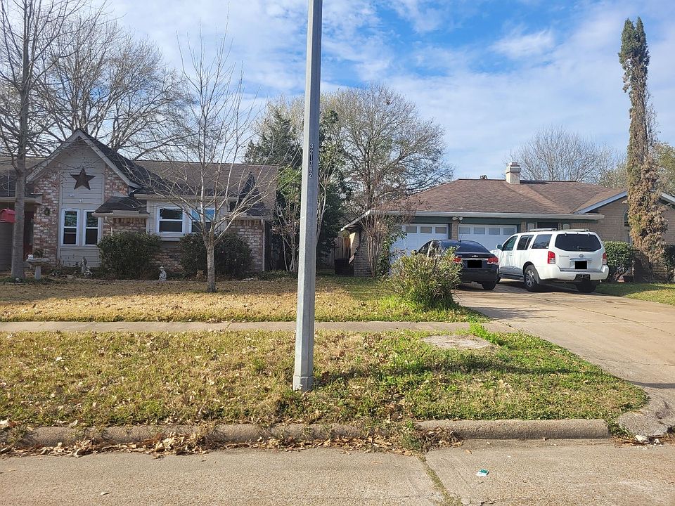 2nd image of 430 Shady Glade Dr