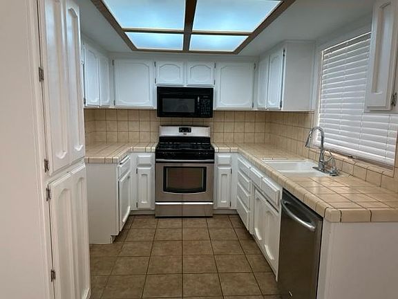 5th image of 3721 Abbott Dr