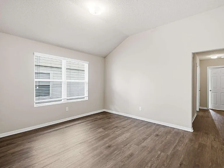 16882 Accolade Way — Photo 4