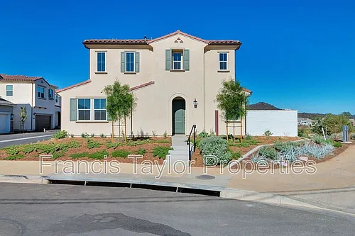 27778 Heritage Ln Photo 1