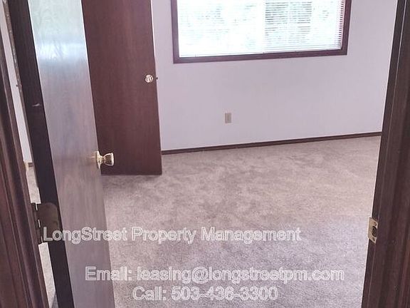 5th image of 1781 SE Lilly Pl