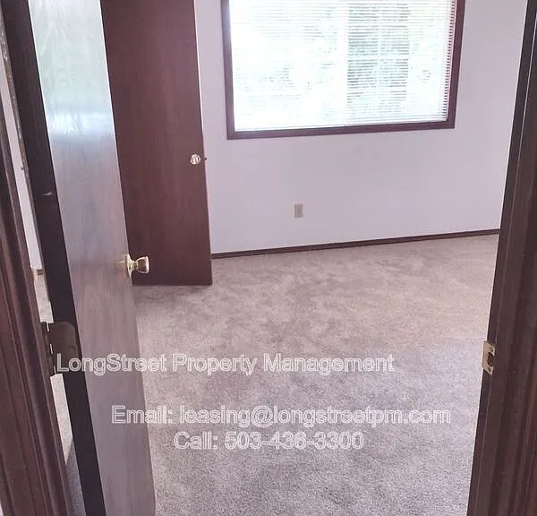 1781 SE Lilly Pl — Photo 5