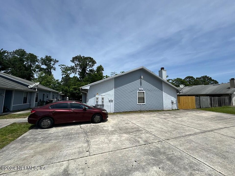 1st image of 7623 INDIAN LAKES Drive