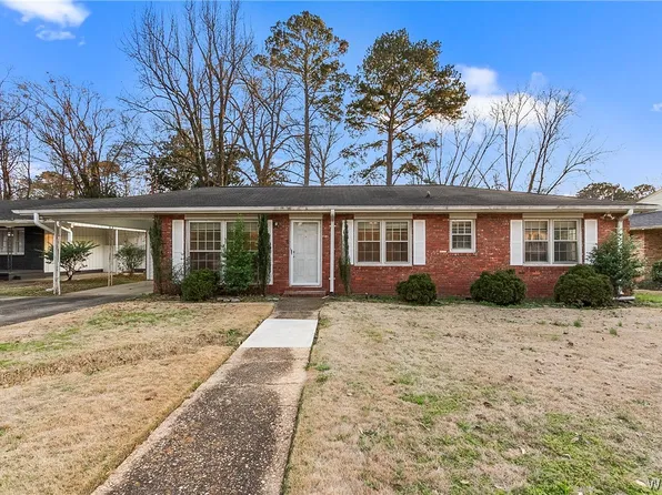217 32nd Pl E, Tuscaloosa, AL 35405
