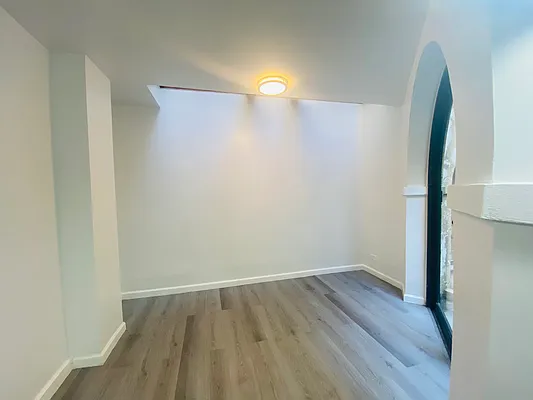 Rented by Aventana | media 93