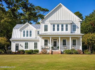 53 Ballast Point Rd, Hampstead, NC 28443