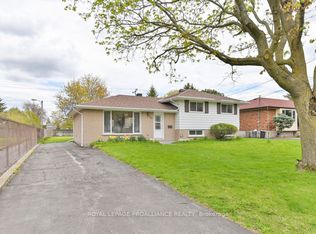55 Village Dr, Belleville, ON K8P4K2