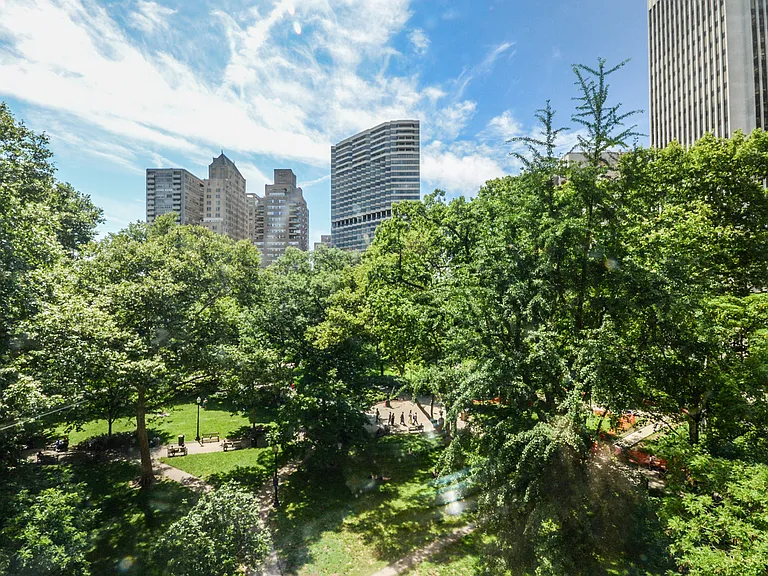 Rittenhouse Square is an oasis waiting just for you