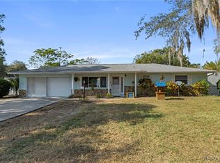 9617 E Southgate Dr, Inverness, FL 34450