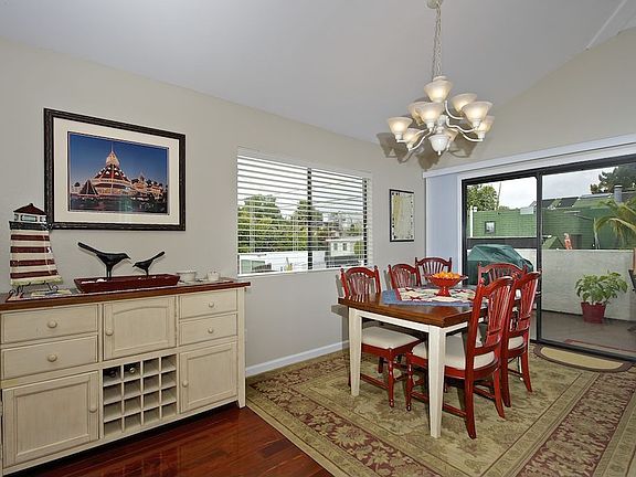 3rd image of 2252 Felspar St APT 4