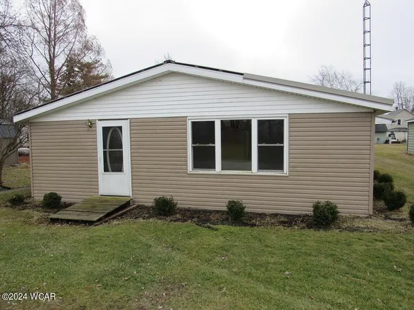 206 Elm St, Waynesfield, OH 45896