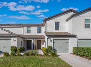 1592 Wynford Cir, Tavares, FL 32778
