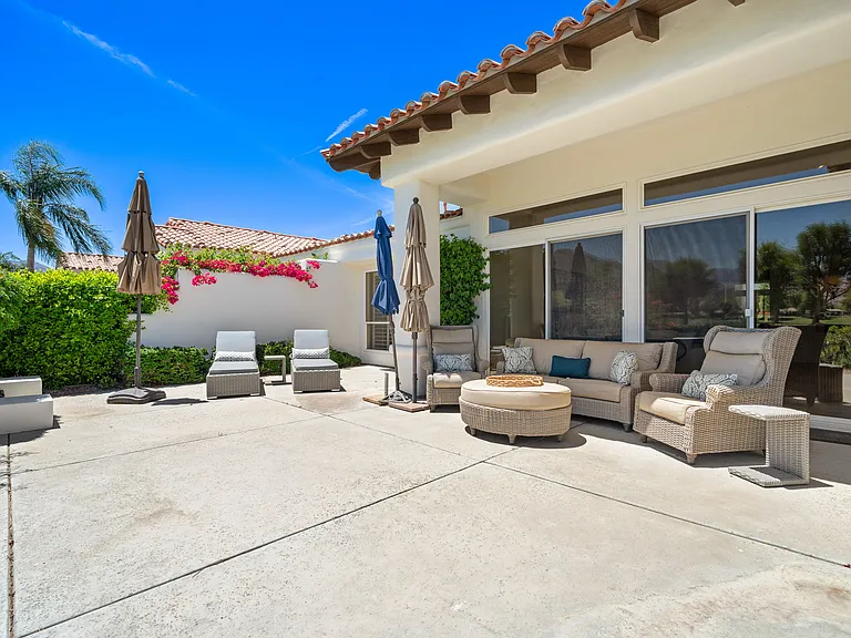 79695 Mandarina — Photo 28
