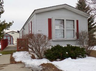 3335 Diana Ave, Park City, IL 60085