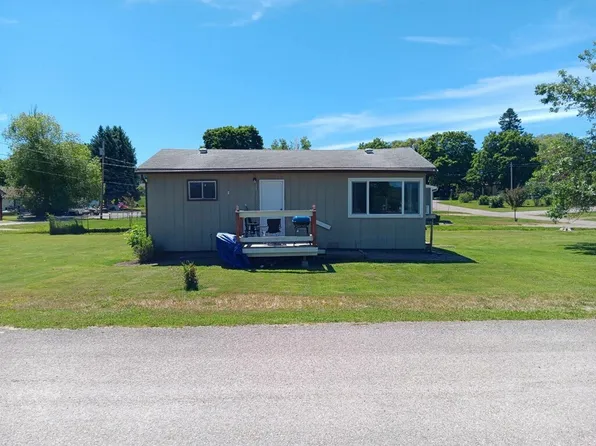 1301 2nd St E, Polson, MT 59860