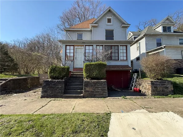 709 N Cedar St, New Castle, PA 16102