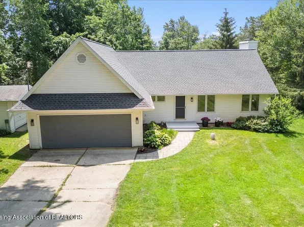 5644 Bath Rd, Bancroft, MI 48414