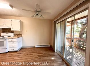 2135 SE Nehalem St #14, Portland, OR 97202