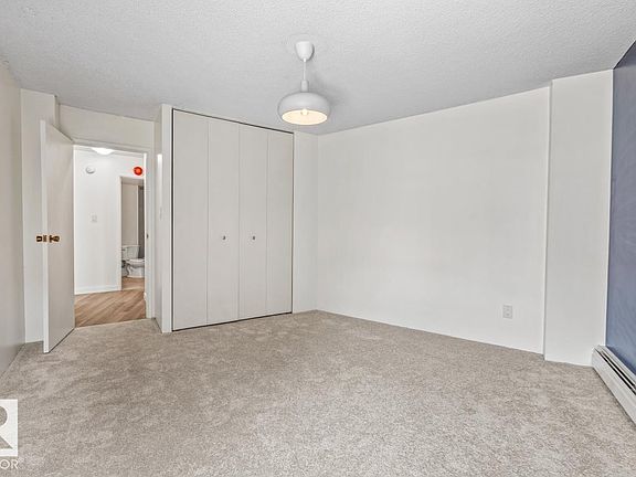 3rd image of 10045 117th St NW #1004