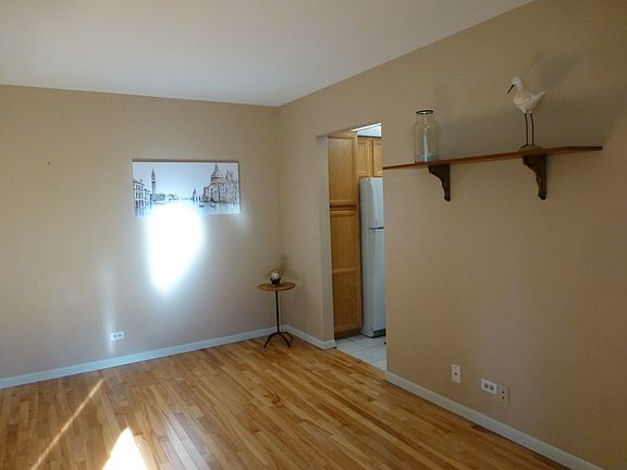 5th image of 30W319 Oakmont Dr