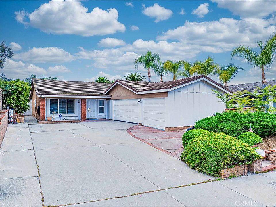 1st image of 831 Golden Prados Dr