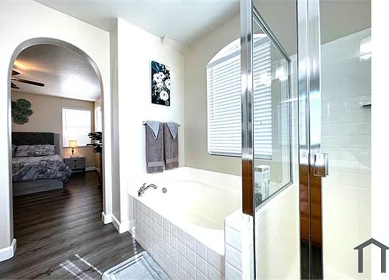 715 Ferrier Way — Photo 10