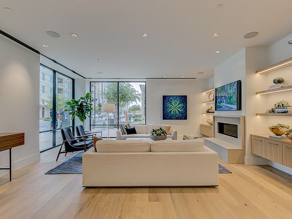 Presentation Center - Living Area