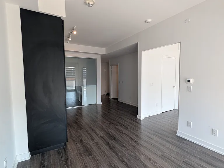 20 Edward St #2212 — Photo 12