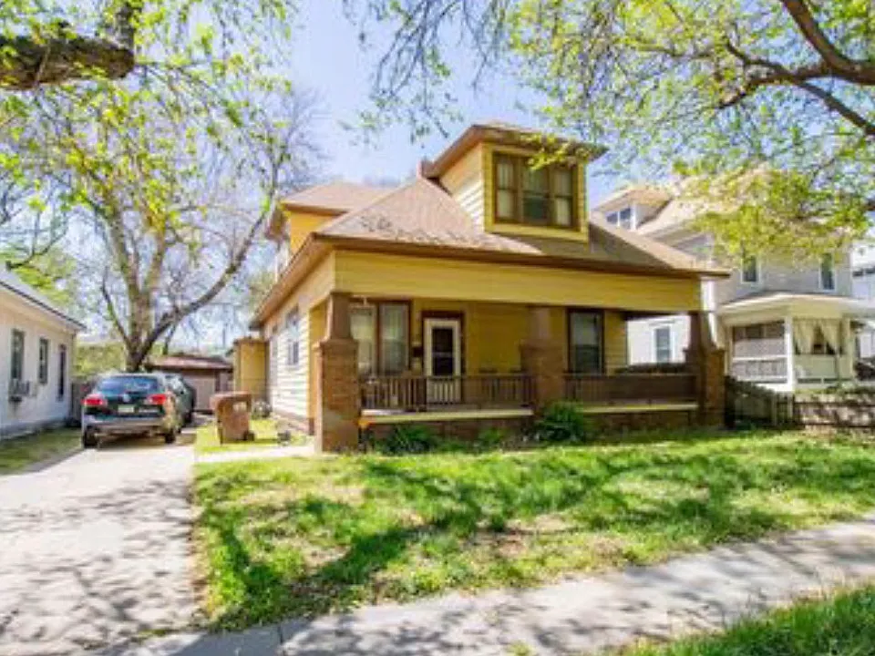 141 N Erie St