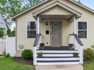 1105 Hazen St SE, Grand Rapids, MI 49507