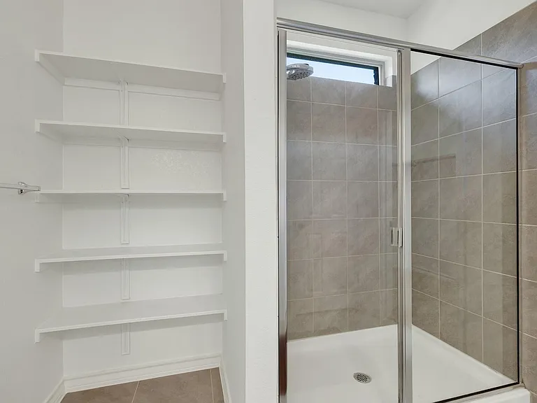 216 Mary Max Cir — Photo 11