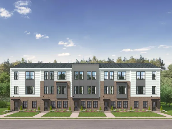 2732 Kempthorne Rd, Cary, NC 27519