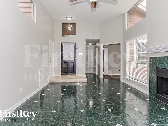 4th image of 8418 Elm Lake Dr